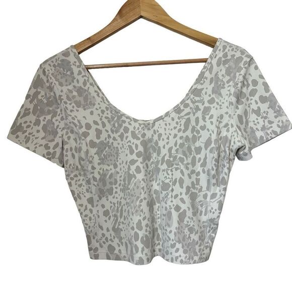 Lululemon Align Tee *Nulu Slim Fit Cropped leopard size 2 - Picture 1 of 10